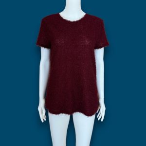 Bordo Tüylü Bluz — Simli, Kısa Kollu, Arkası Düğmeli